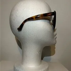 Gucci | Accessories | Authentic Gucci Tortoise Shell Cat Eye  display picture 2